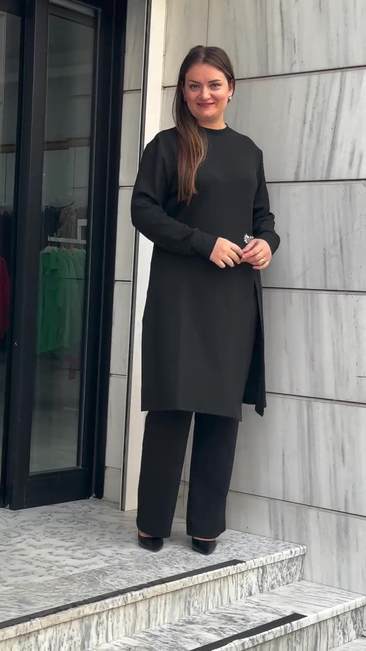 Elegant Black Outfit